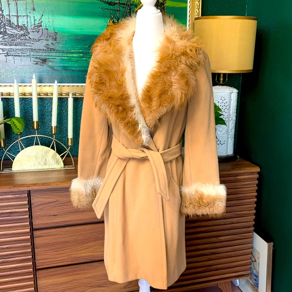 VTG 1960s Jackie Stuart Juniors wool and fur coat
